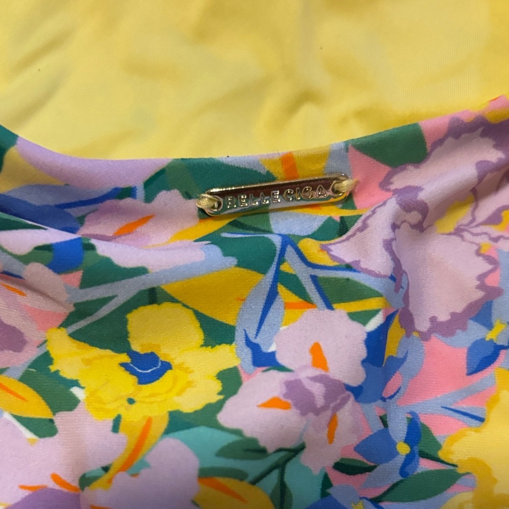 Relleciga Floral One-Piece Swimsuit - Picture 4 of 6